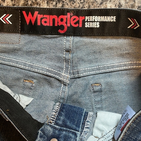 Wrangler Performance Series Regular‎ Fit Jeans - Picture 8 of 10